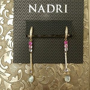 NWT Nadri Bloom Linear Drop Earrings in Gold